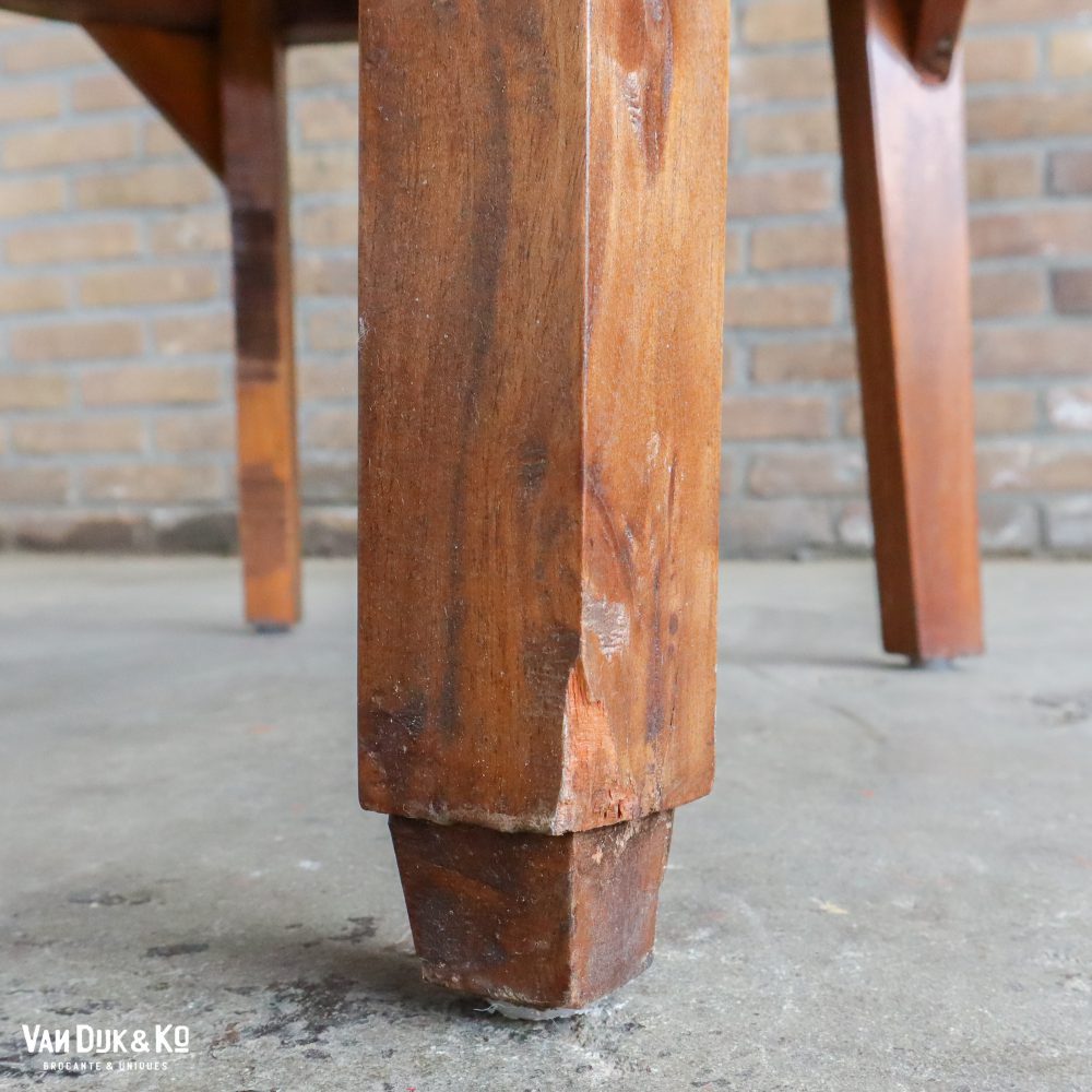 Houten stoel met armleuning - Afbeelding 10