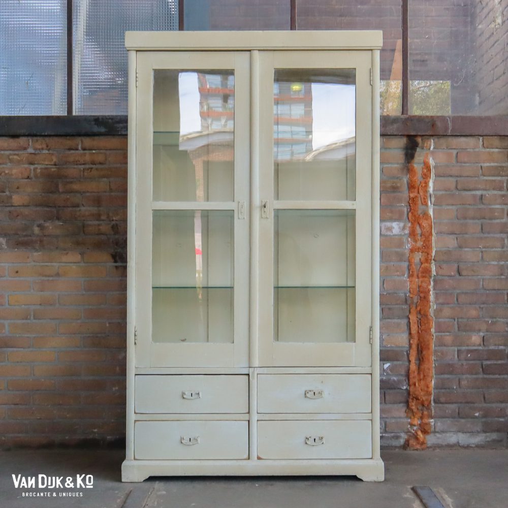Brocante witte vitrinekast - Afbeelding 2