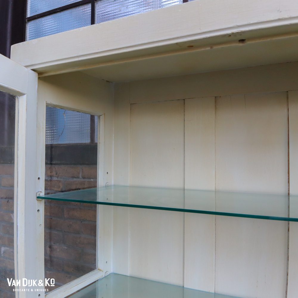 Brocante witte vitrinekast - Afbeelding 5