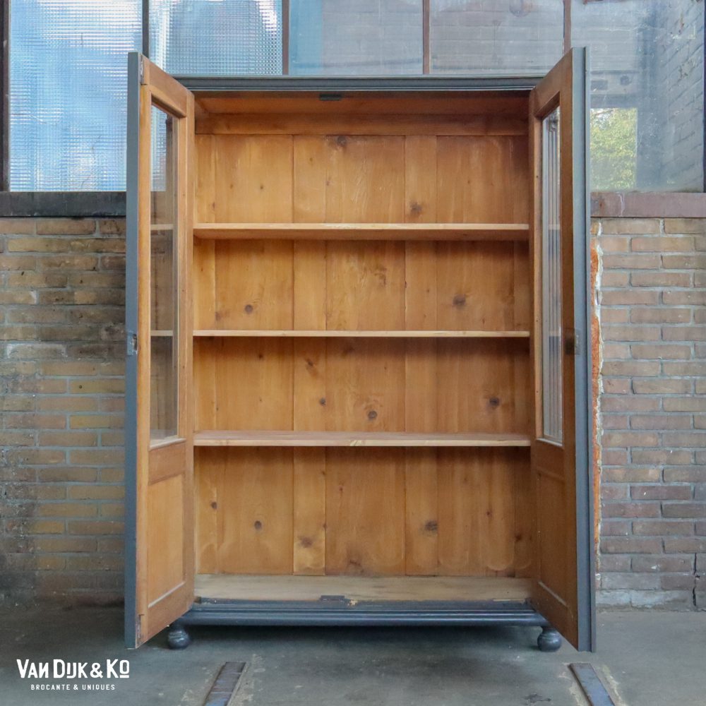 Brocante vitrinekast - Afbeelding 3
