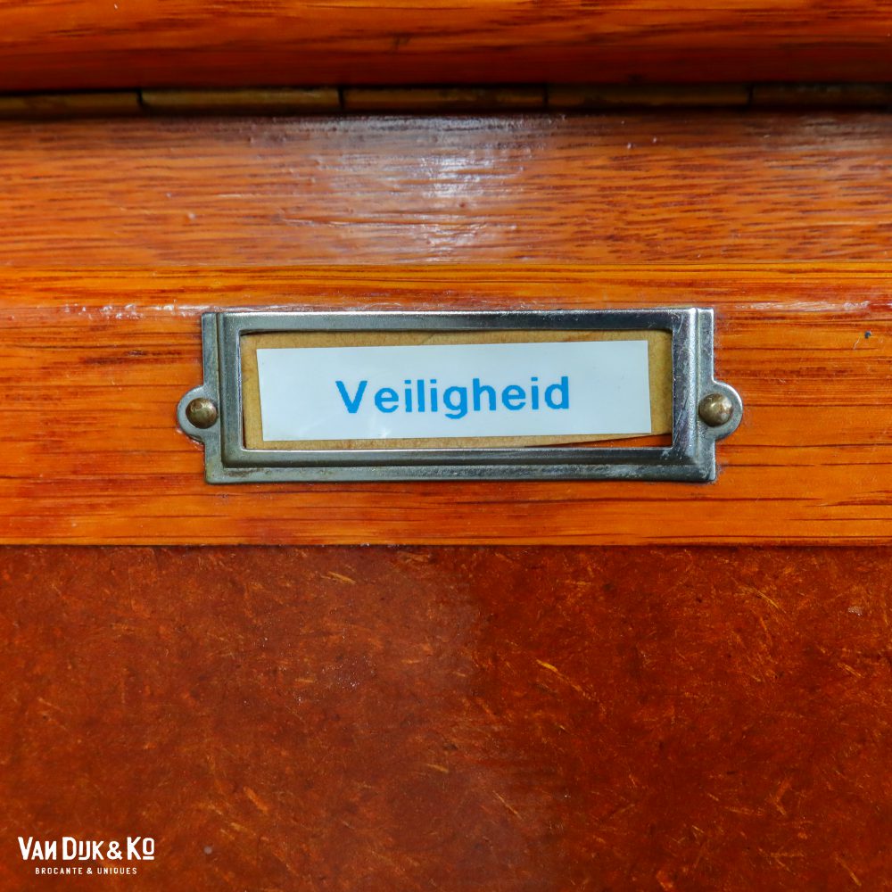 Vintage kleppenkast - Afbeelding 7