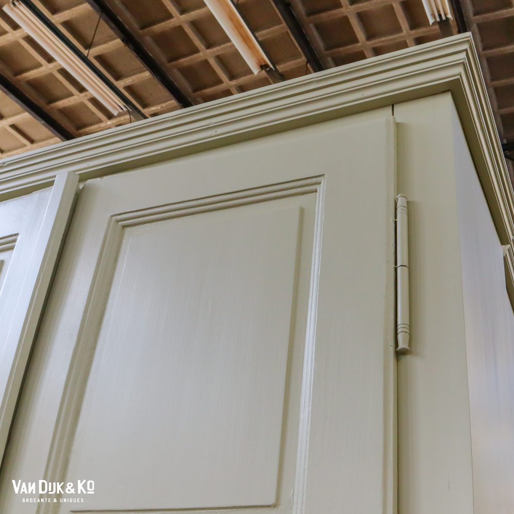 Hoge kast met ensuite deuren – VD&Ko maatwerk - Afbeelding 7