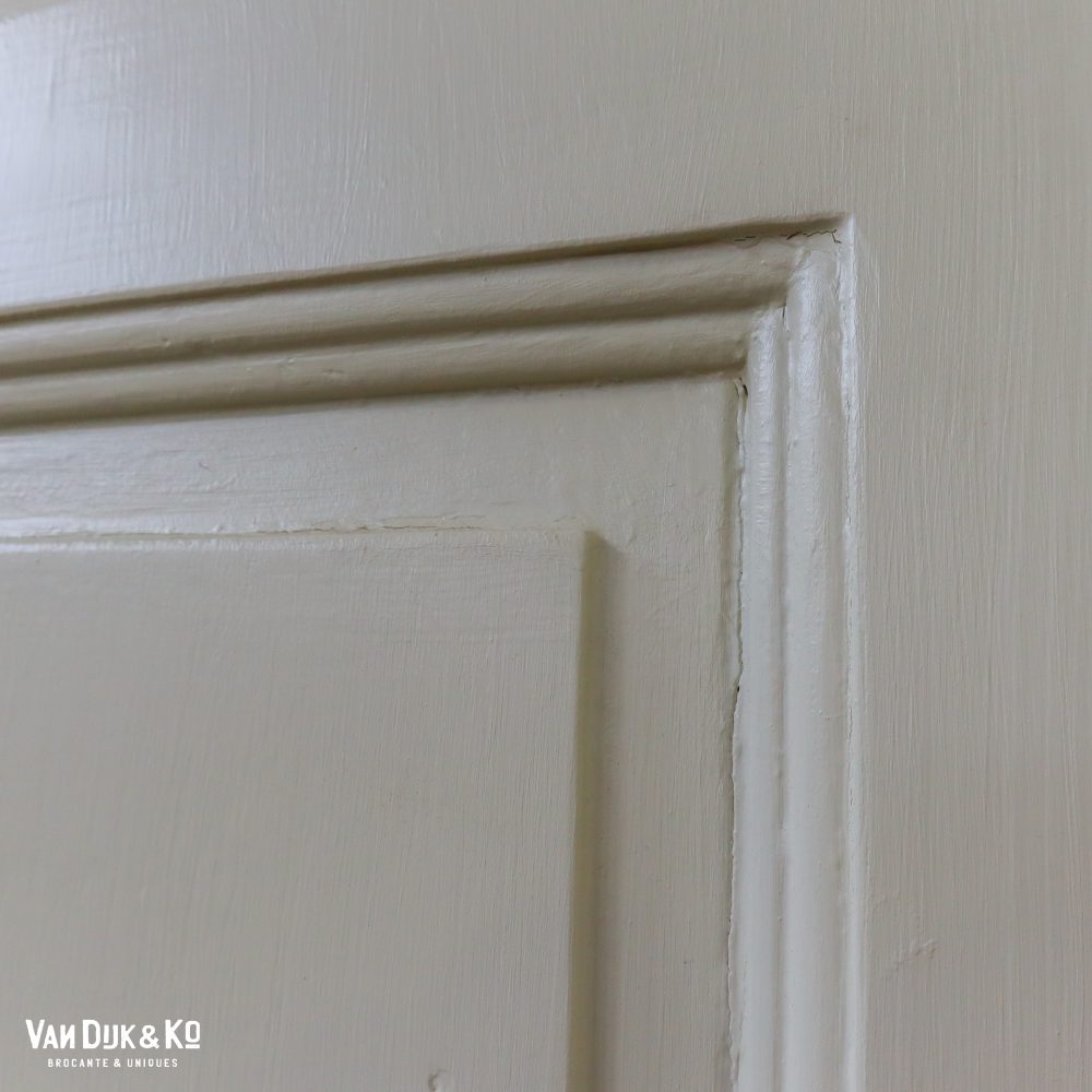 Hoge kast met ensuite deuren – VD&Ko maatwerk - Afbeelding 11