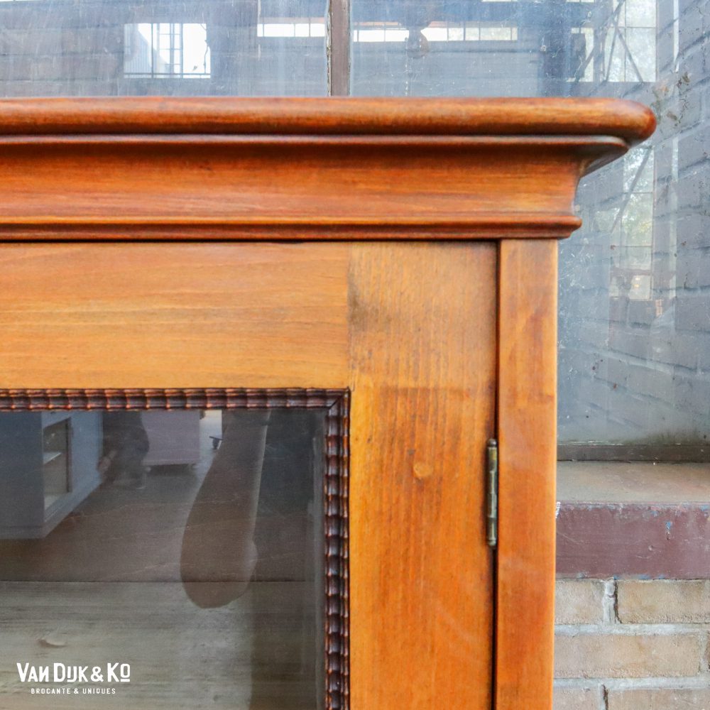 Brocante driedeurs vitrinekast - Afbeelding 6