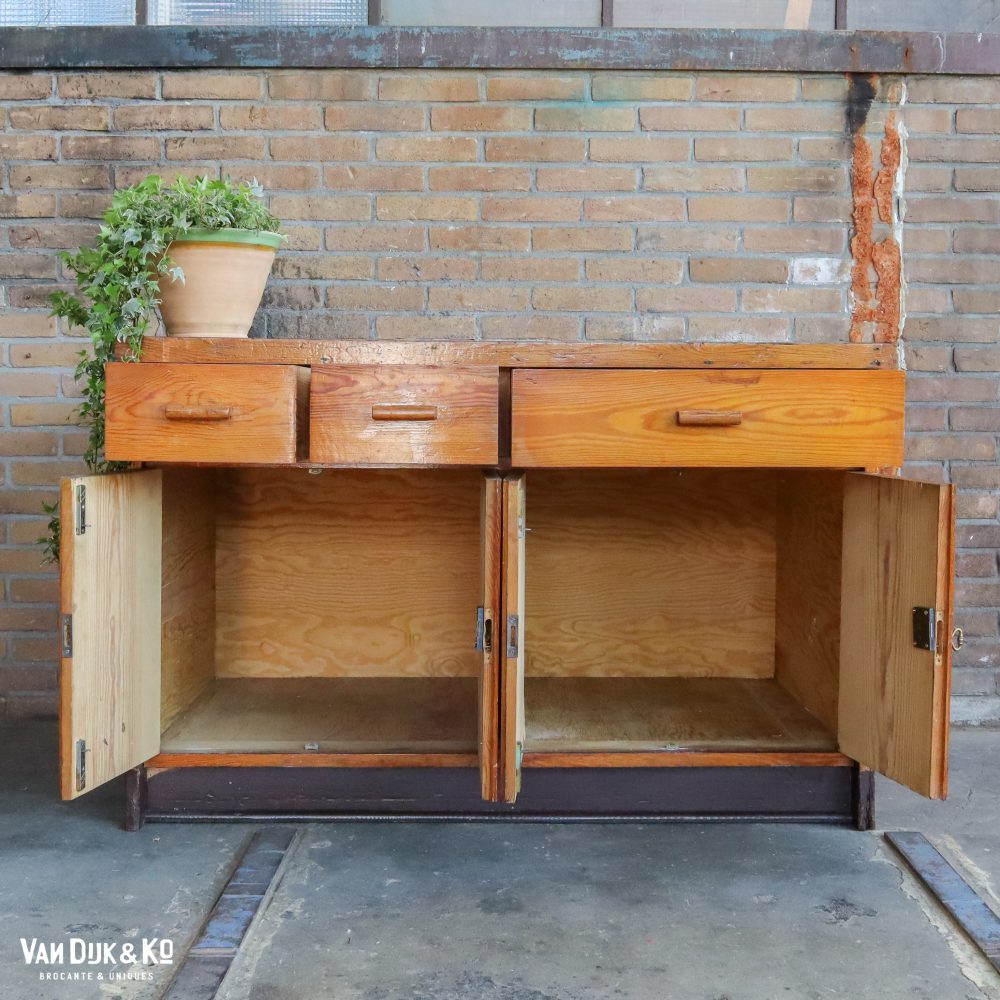 Houten vintage dressoir - Afbeelding 3