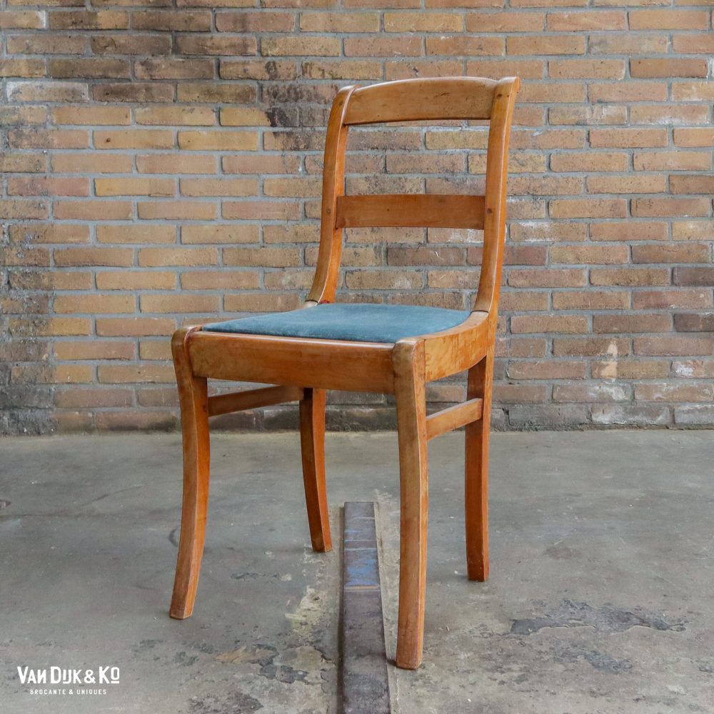 Vintage eetkamerstoelen