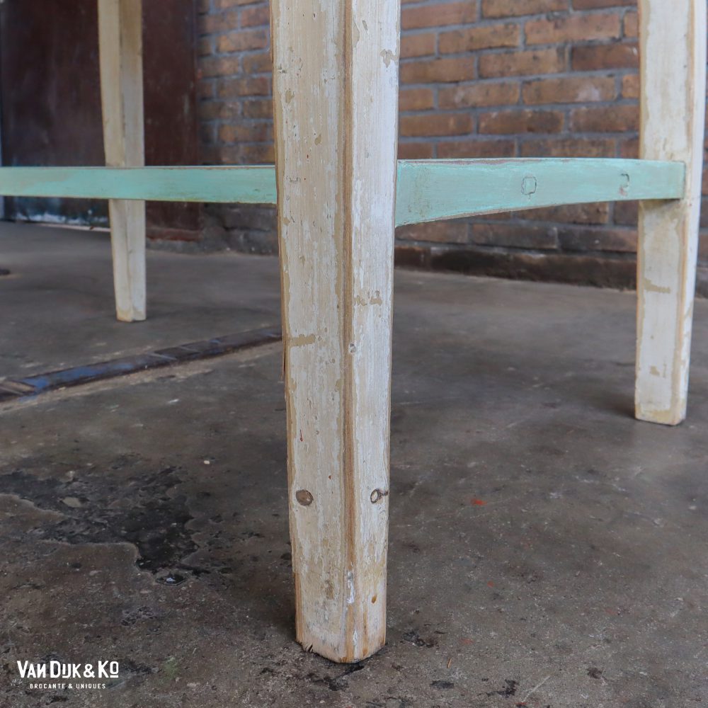 Houten tafel met uitschuifbare plank - Afbeelding 9