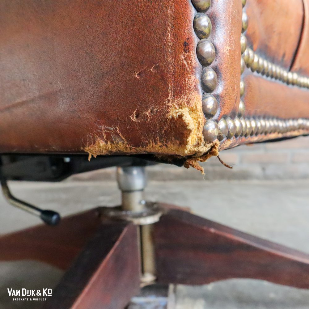 Antieke leren fauteuil - Afbeelding 15