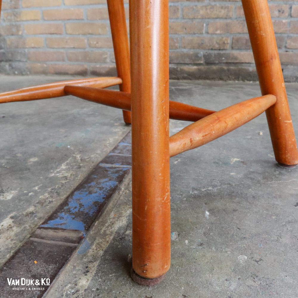 Vintage spijlenstoelen - Afbeelding 8