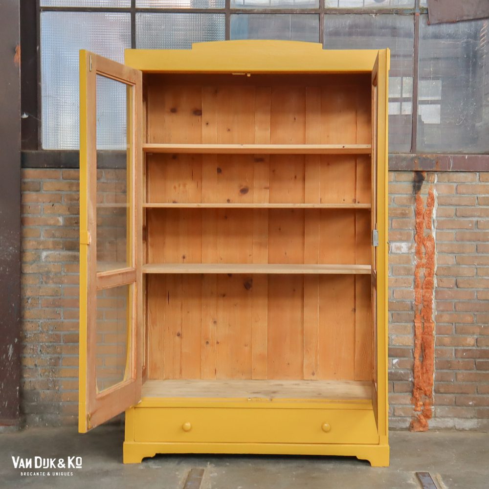 Gele vitrinekast - Afbeelding 3