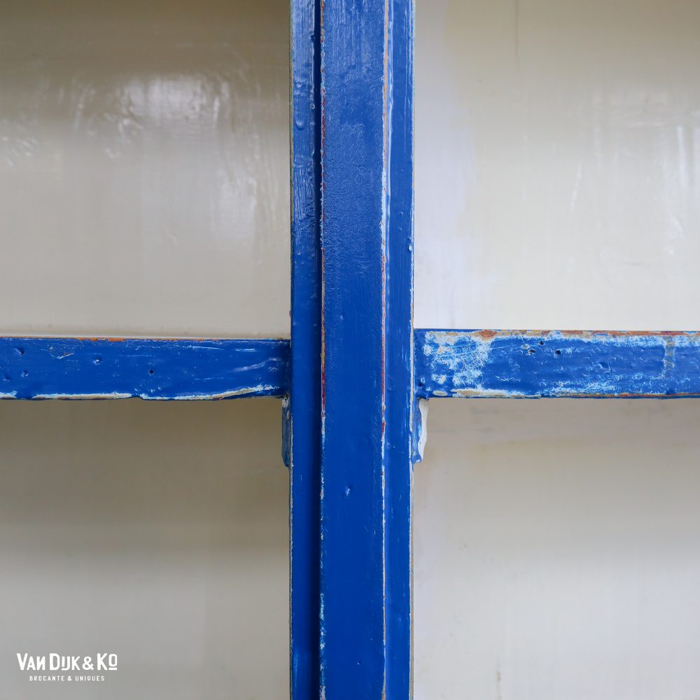 Brocante wit-blauwe winkelkast - Afbeelding 4