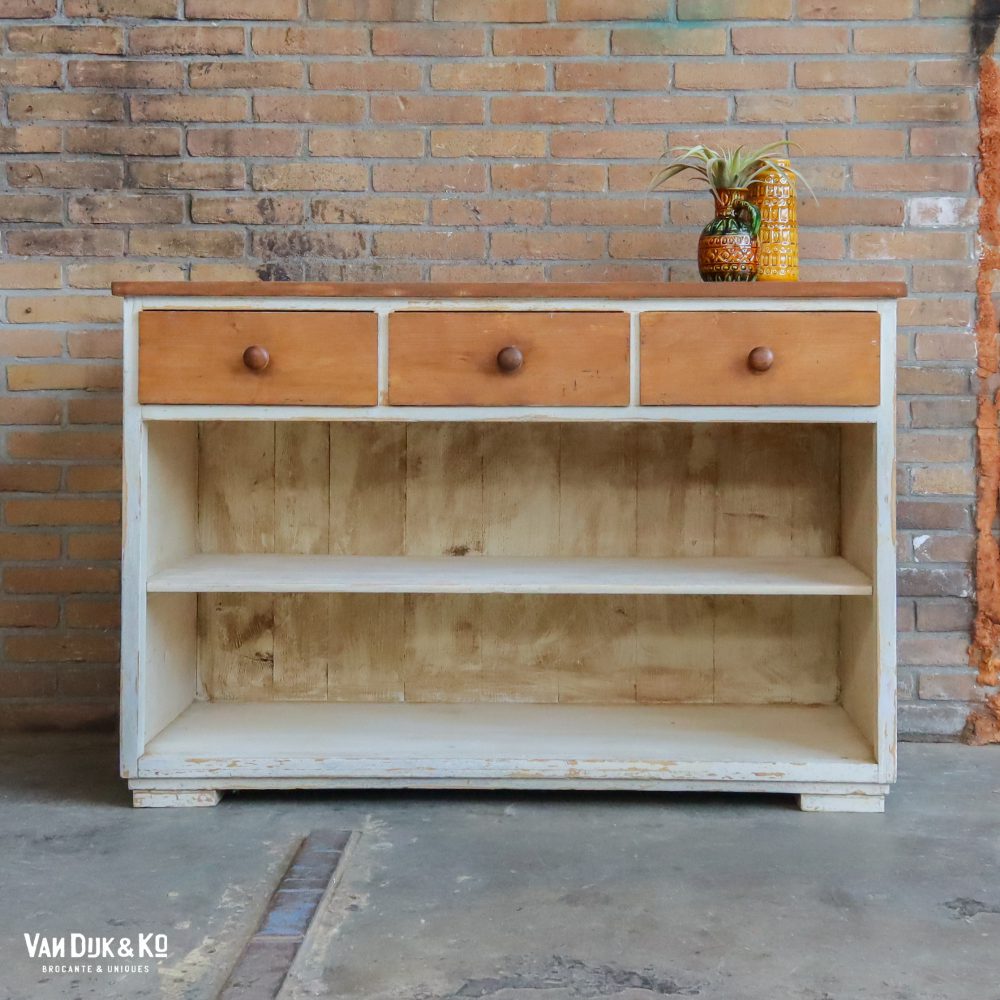 Brocante dressoir