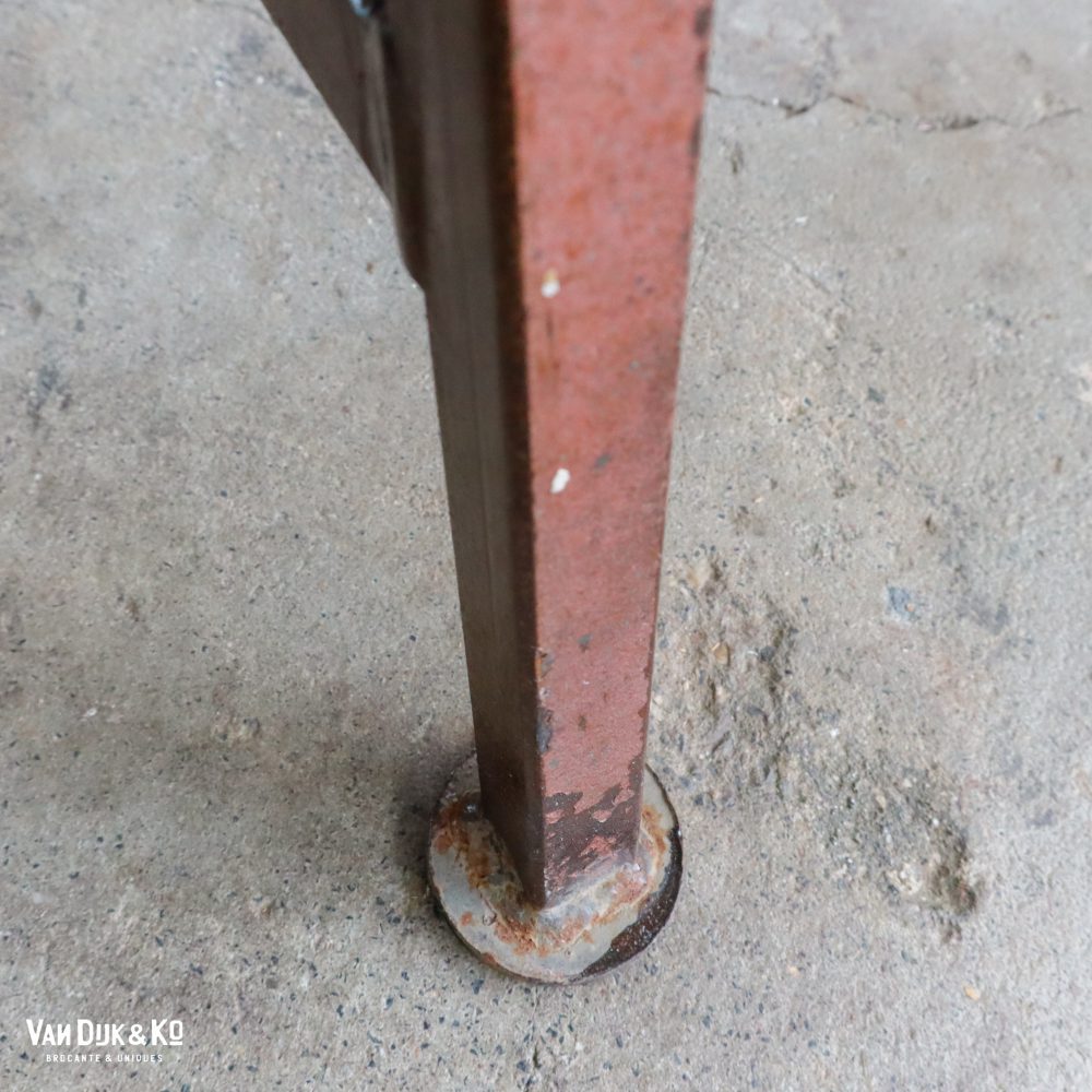 Vintage bank met metalen frame - Afbeelding 7