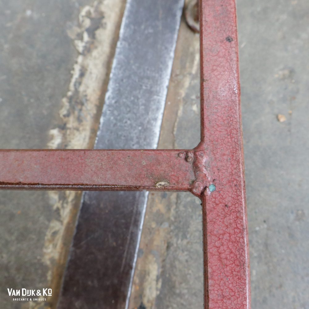 Vintage bank met metalen frame - Afbeelding 6