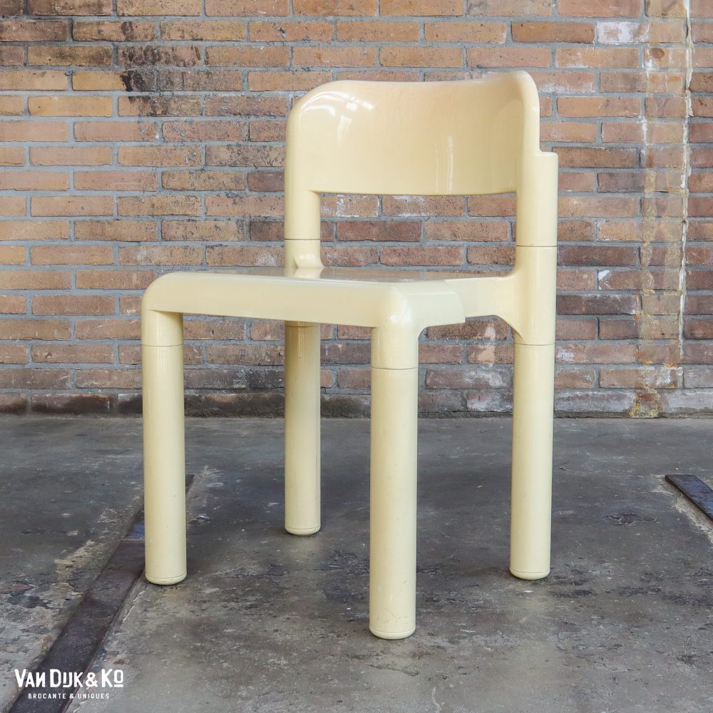 Design stoelen - Eero Aarnio