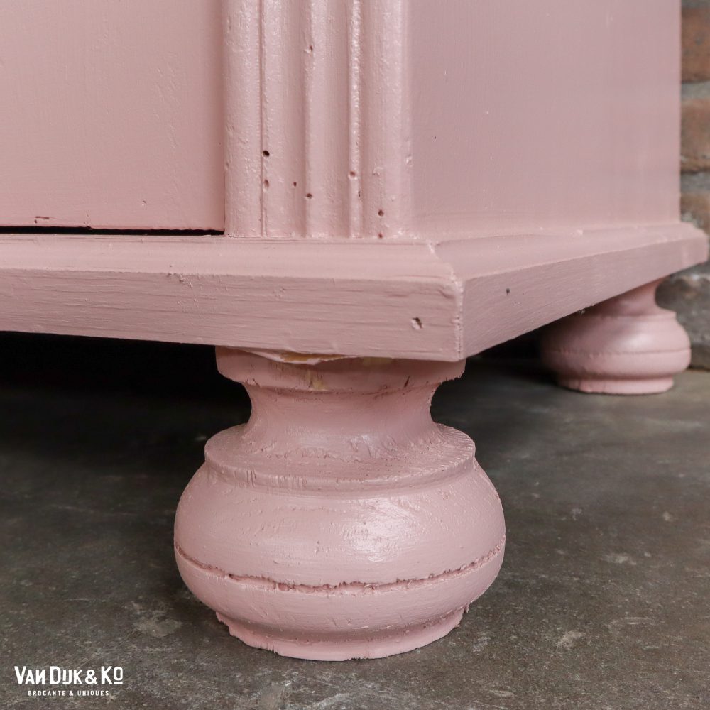 Brocante roze linnenkast - Afbeelding 9