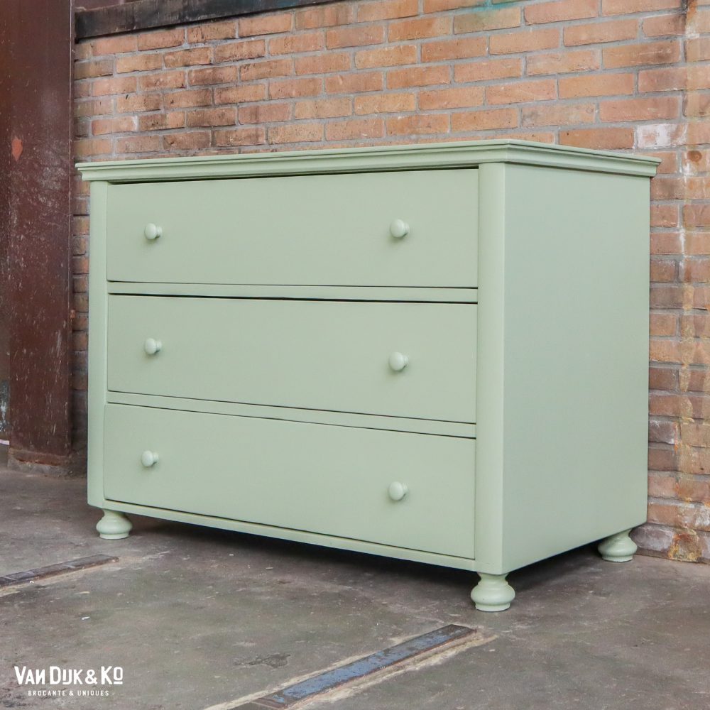 Mintgroene commode