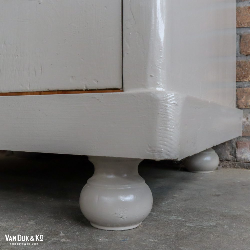 Eendeurs taupe vitrinekast - Afbeelding 6