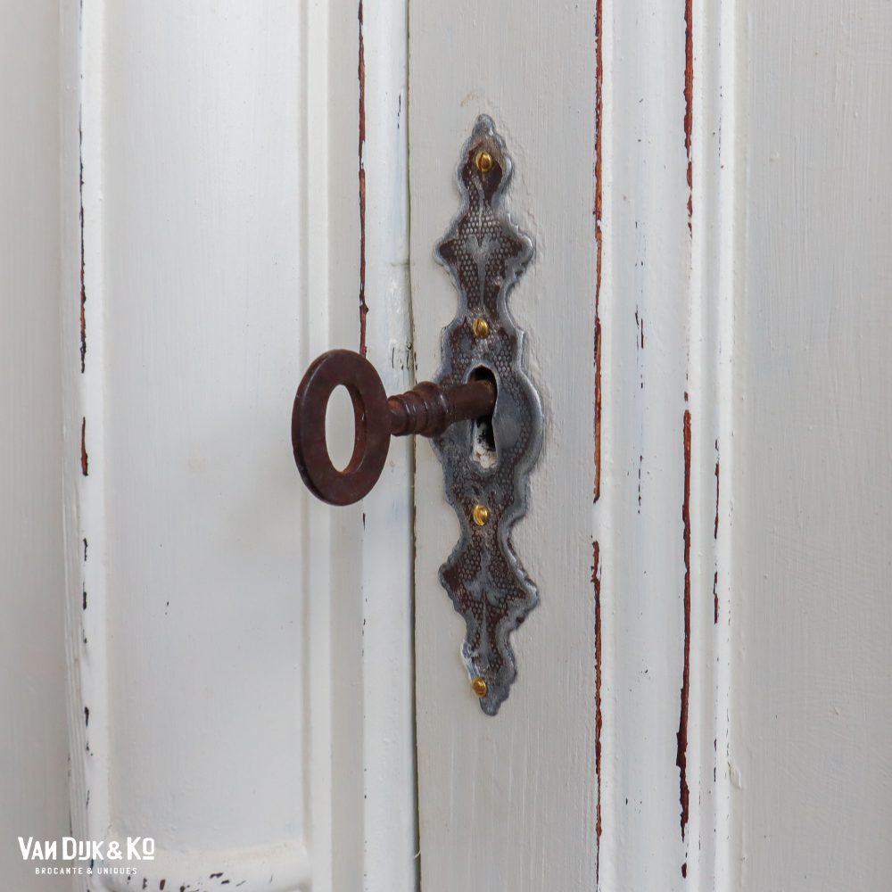 Witte brocante hangkast - Afbeelding 7