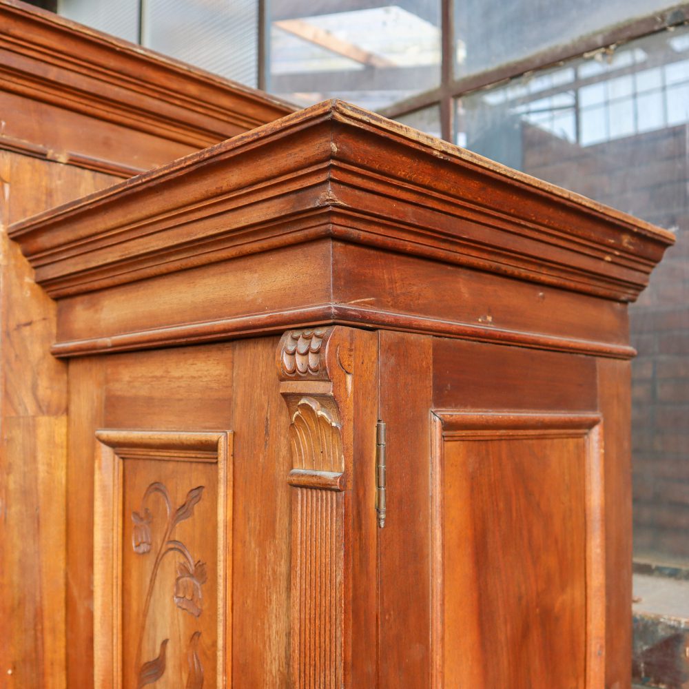 Brocante linnenkast met bloemen - Afbeelding 6