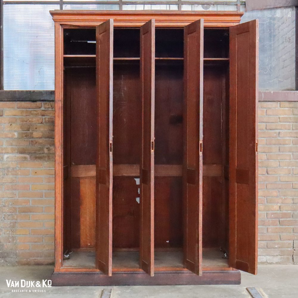 Antiek houten lockerkast - Afbeelding 3