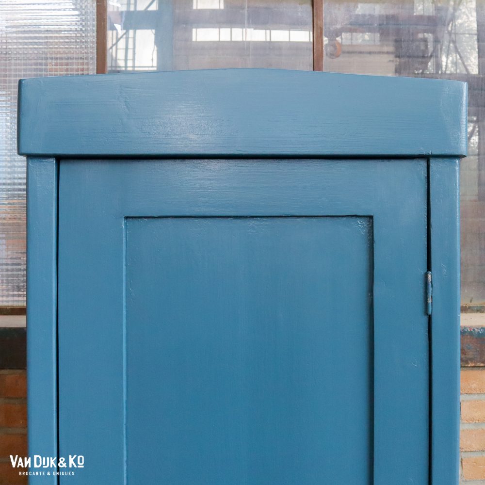 Blauwe eendeurs linnenkast - Afbeelding 4