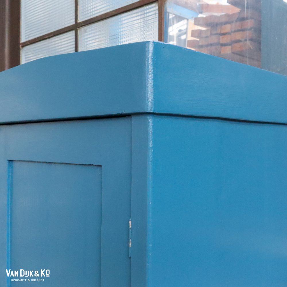 Blauwe eendeurs linnenkast - Afbeelding 5