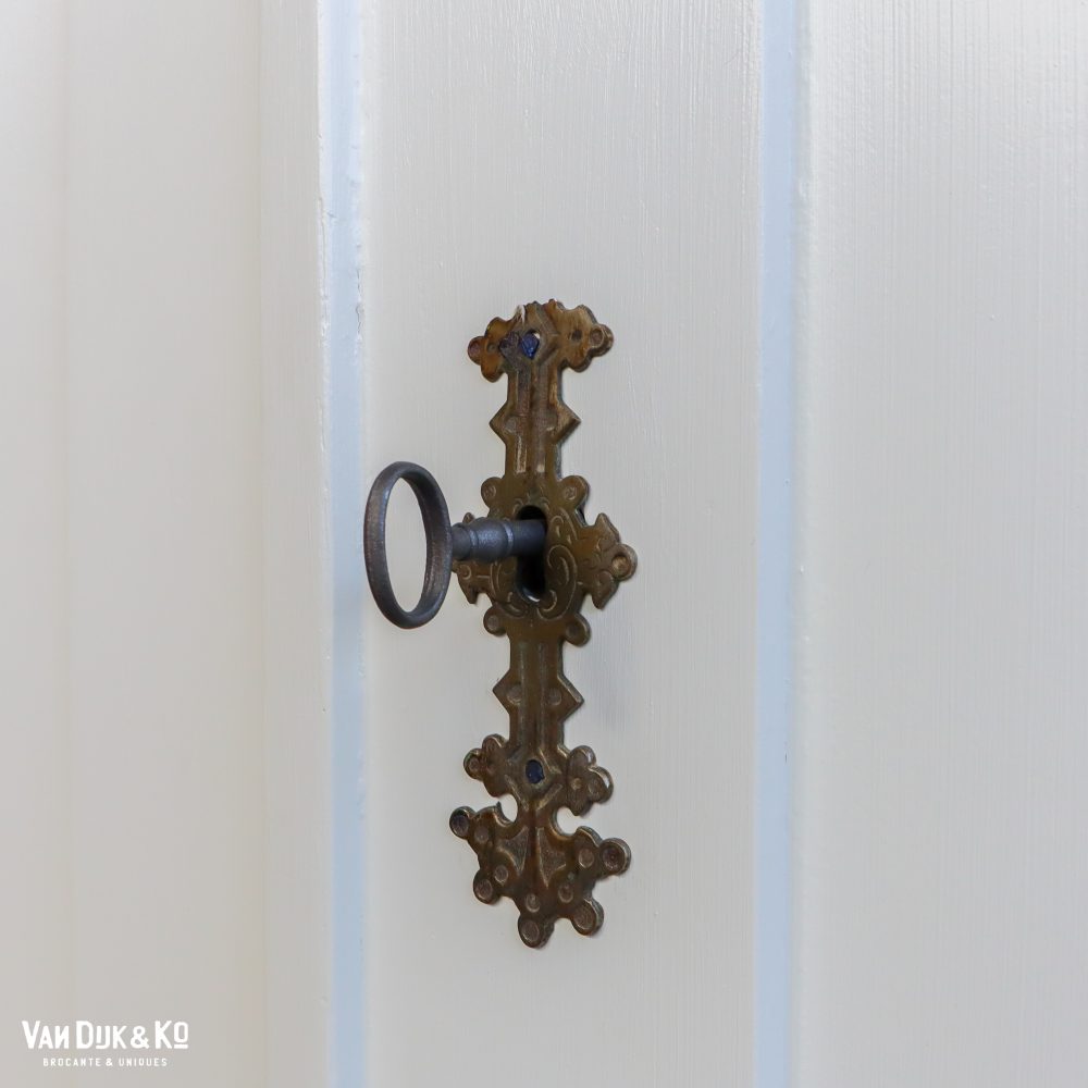 Witte linnenkast - Afbeelding 6
