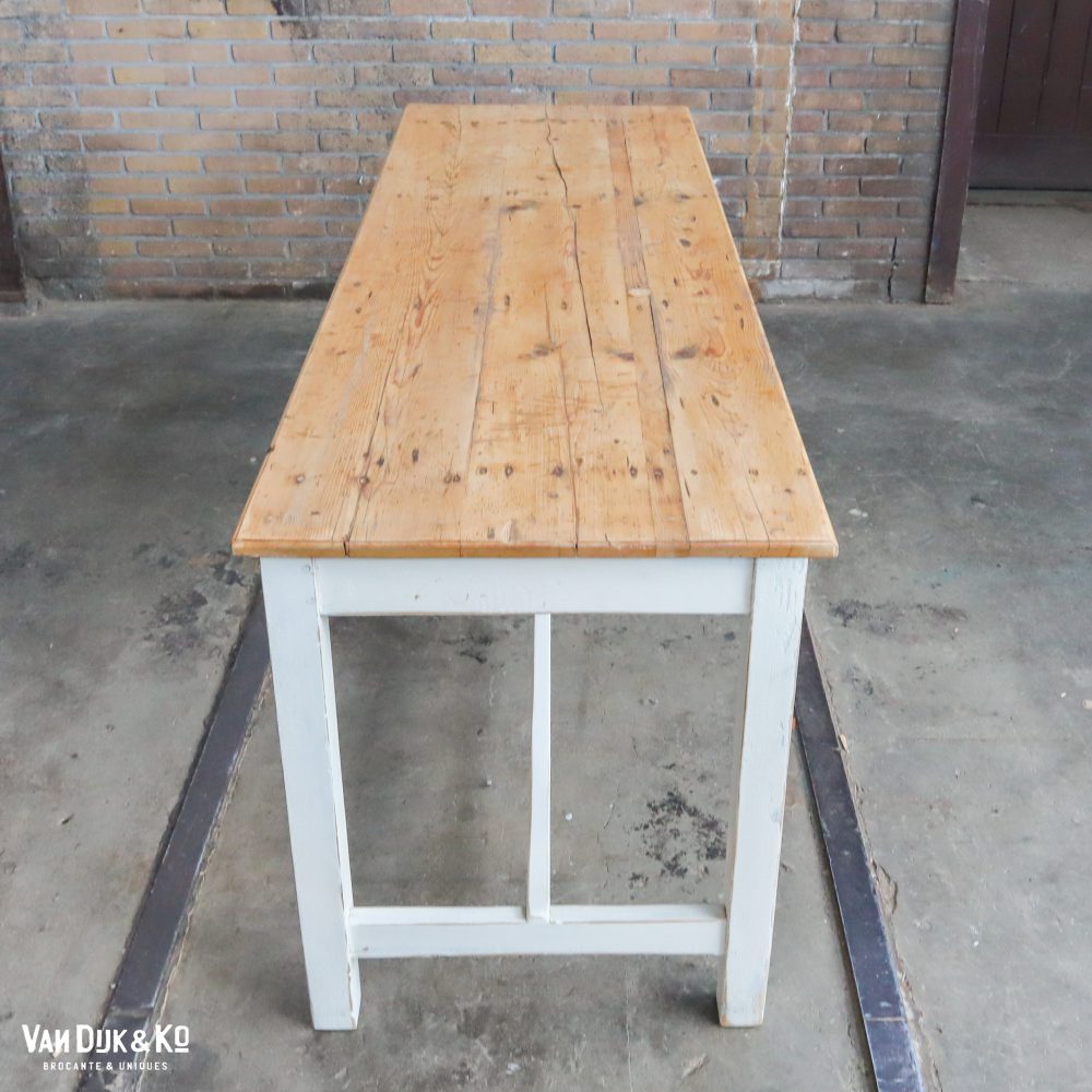 Landelijke houten tafel - Afbeelding 3