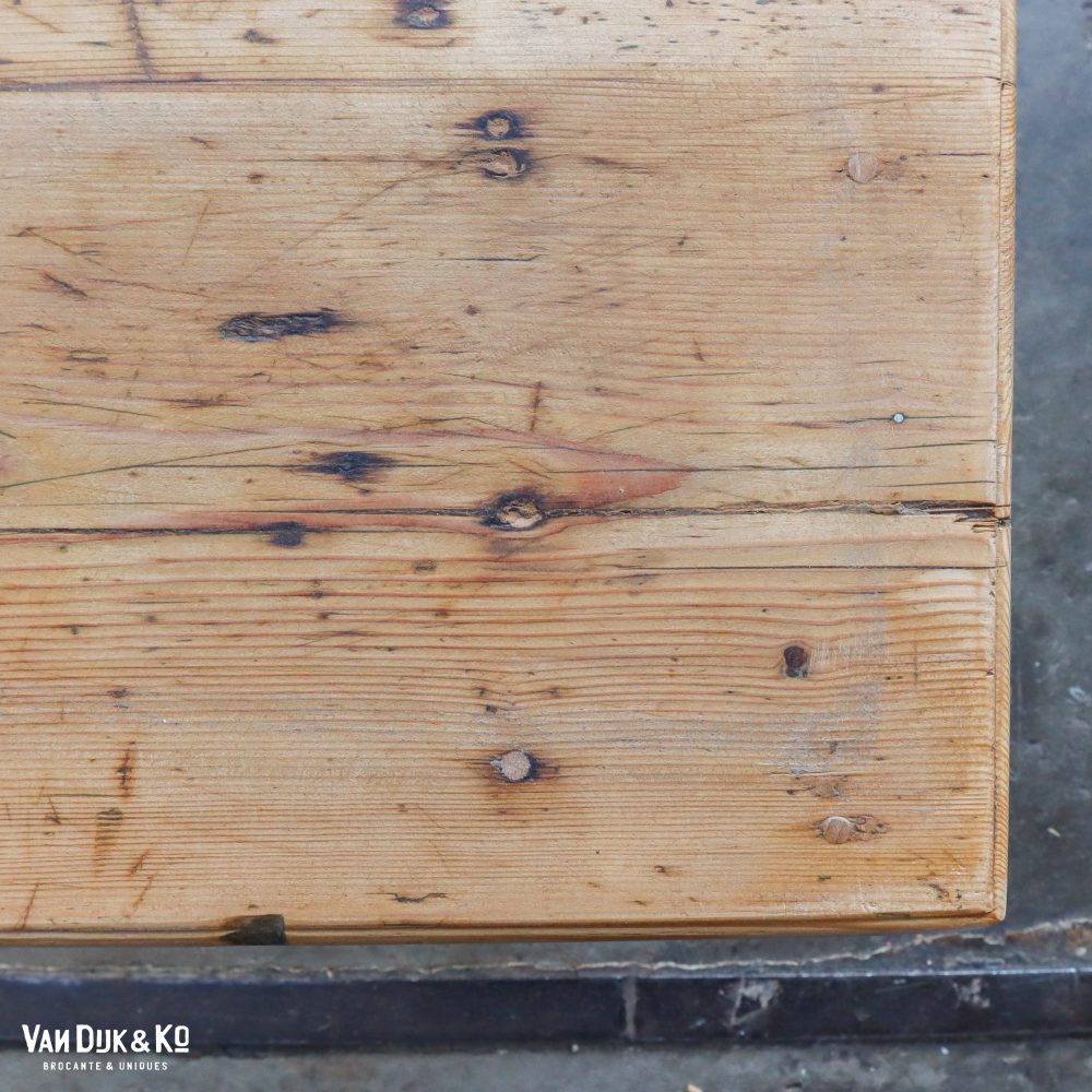 Landelijke houten tafel - Afbeelding 7