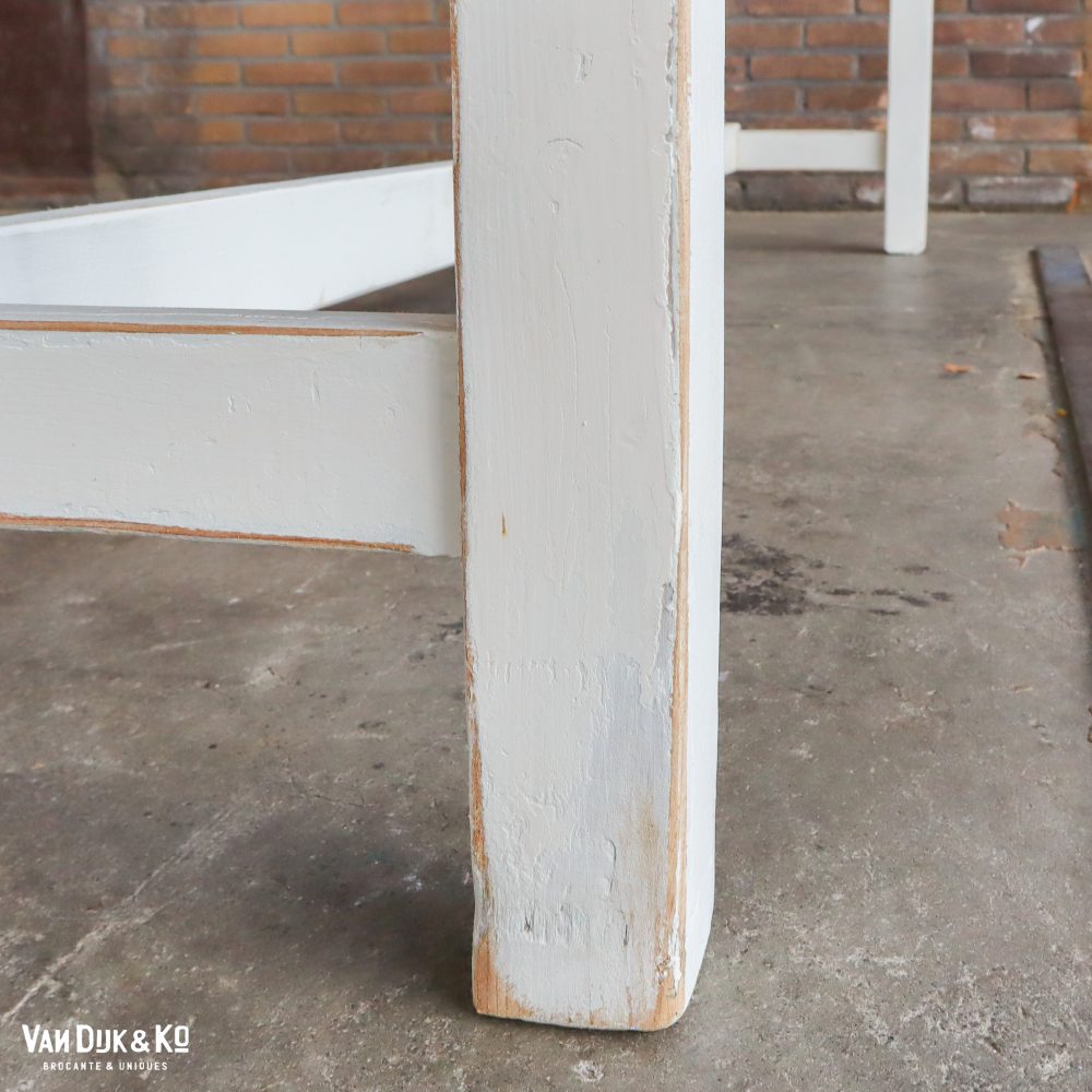 Landelijke houten tafel - Afbeelding 9