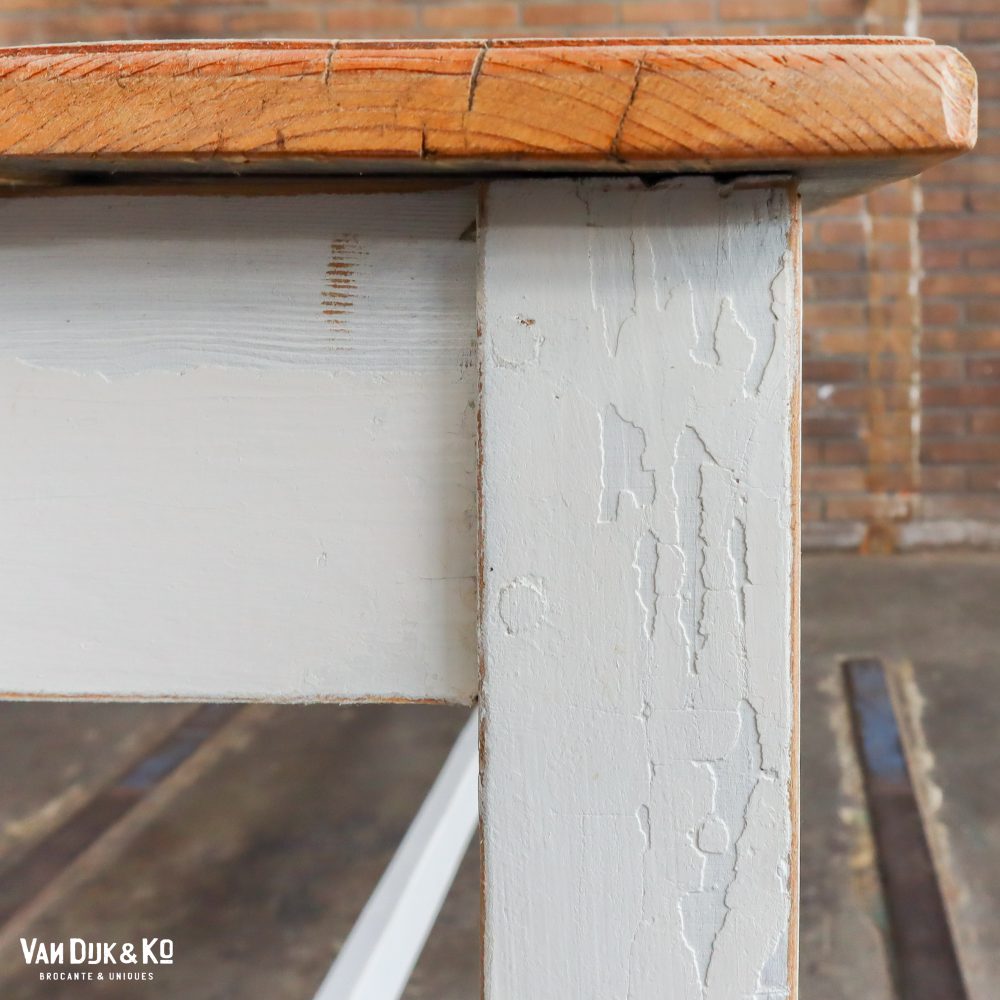 Landelijke houten tafel - Afbeelding 5
