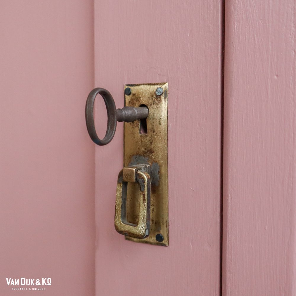 Roze eendeurs linnenkast - Afbeelding 5