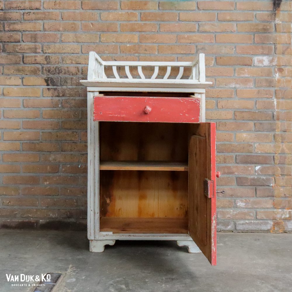 Brocante wit met rood nachtkastje - Afbeelding 3