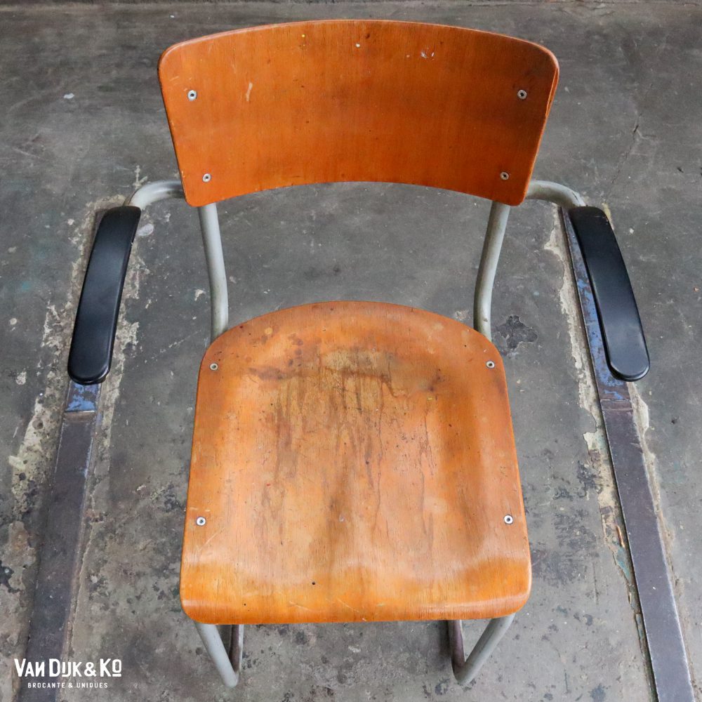 Vintage schoolstoel - Afbeelding 9