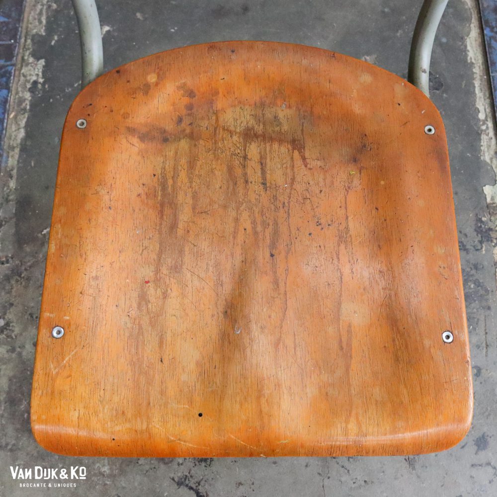 Vintage schoolstoel - Afbeelding 10