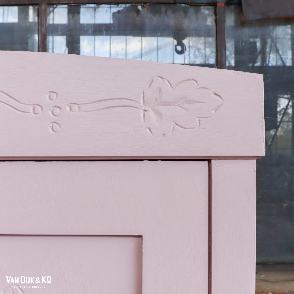 Roze linnenkast met bloemen - Afbeelding 5