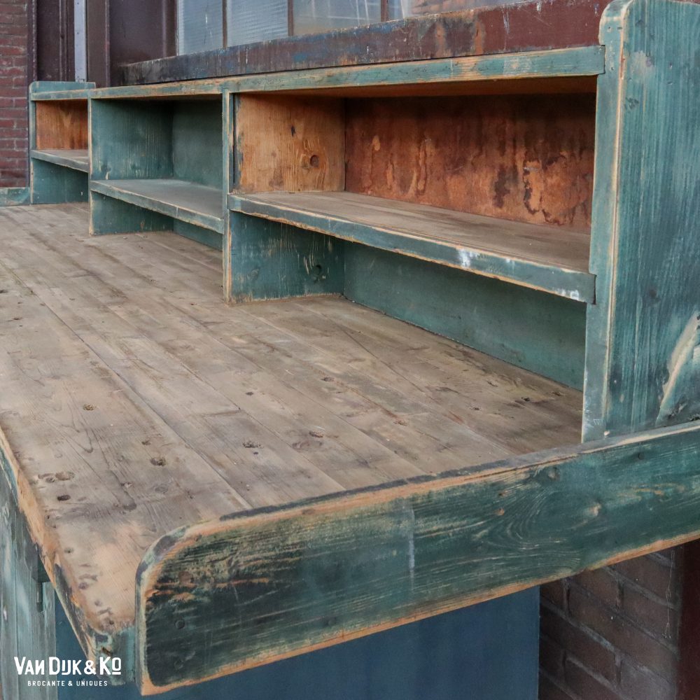 Vintage robuuste werktafel groot - Afbeelding 6