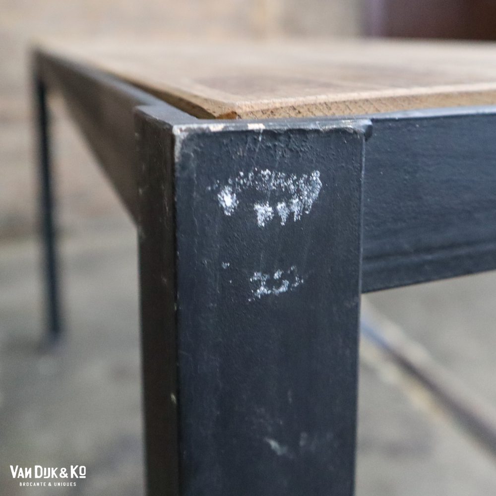 Kleine tafel met zwart metalen frame - Afbeelding 8