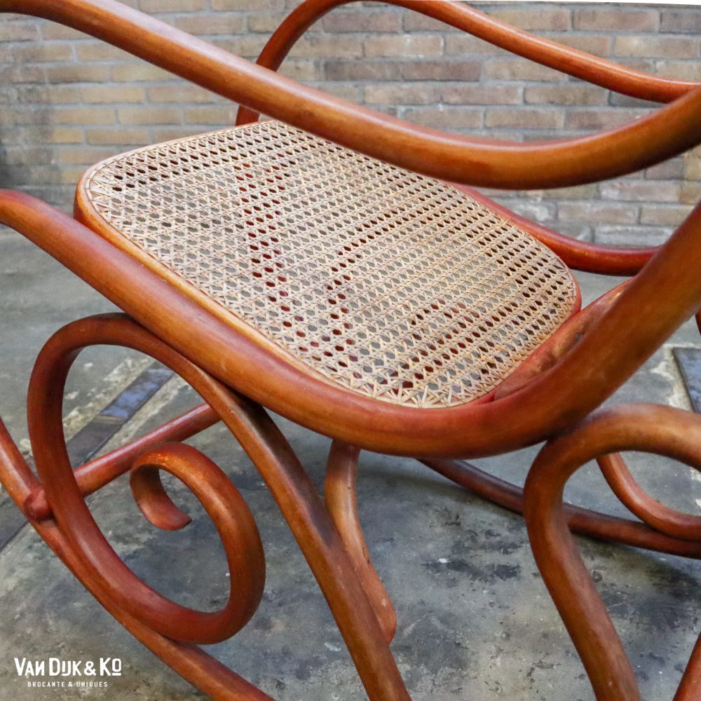 Schommelstoel, Thonet stijl - Afbeelding 11