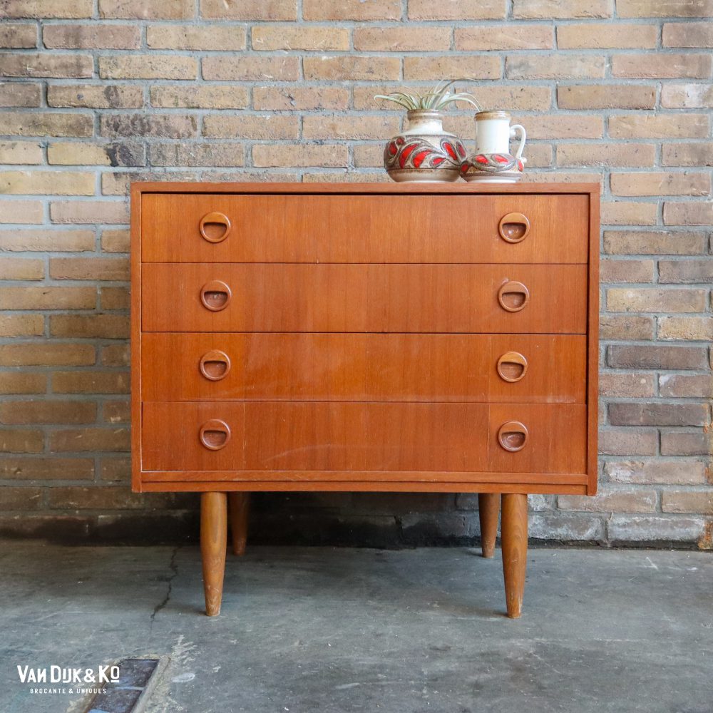 Vintage dressoir