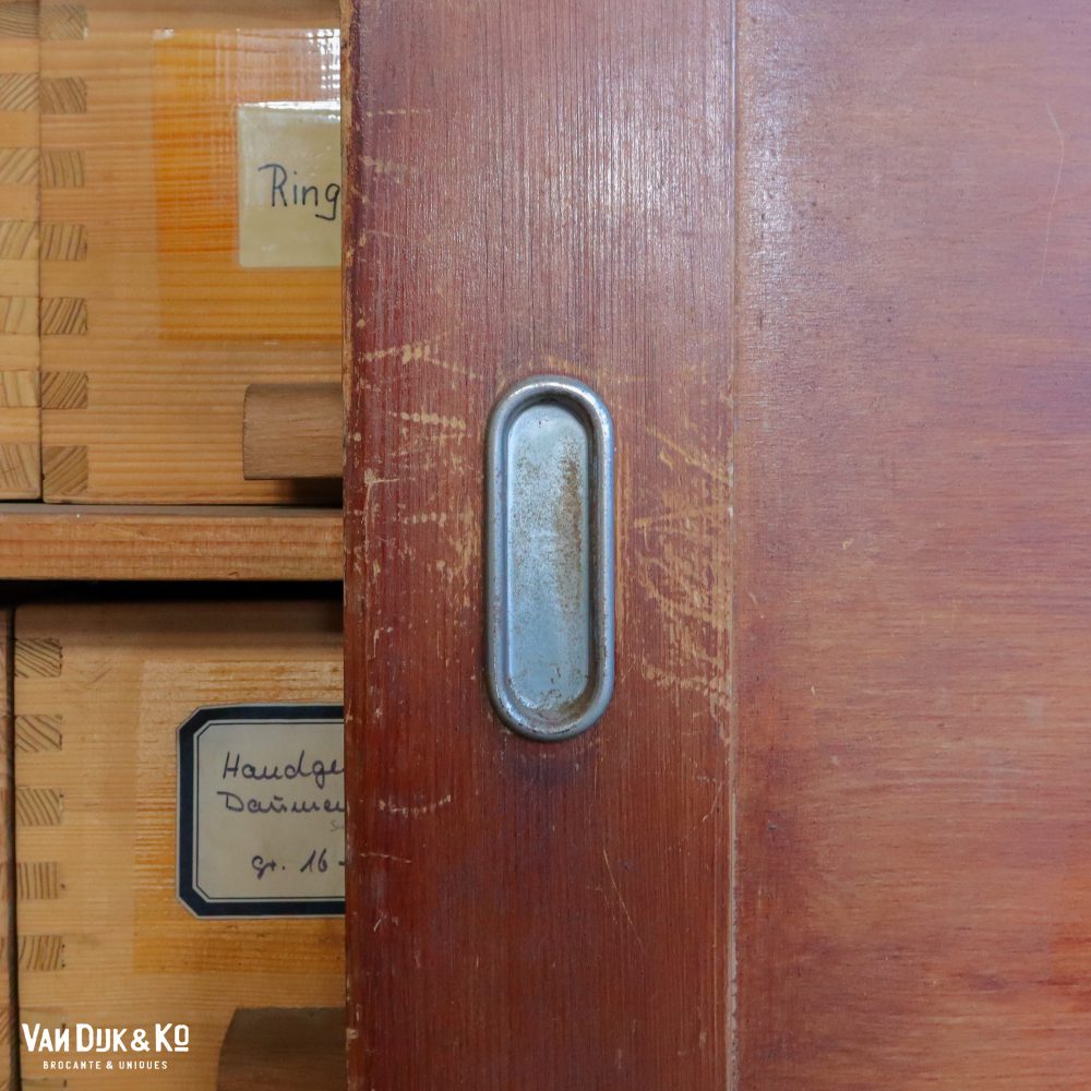 Oude winkelkast - Afbeelding 8