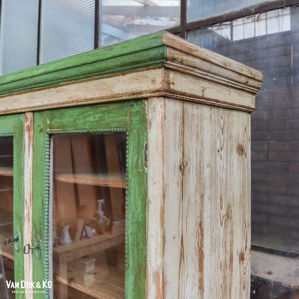 Brocante groene buffetkast - Afbeelding 4