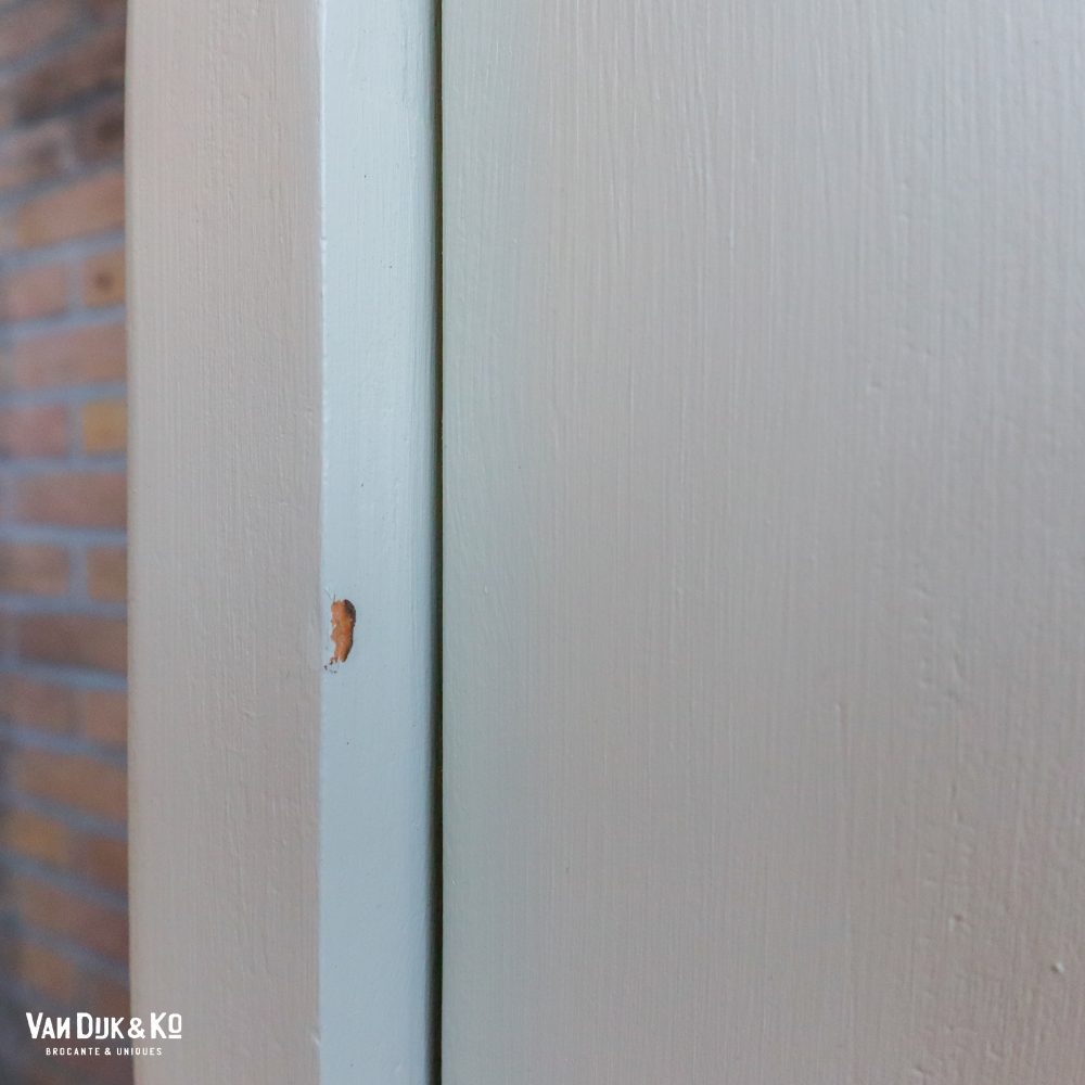 Eendeurs linnenkast - Afbeelding 11