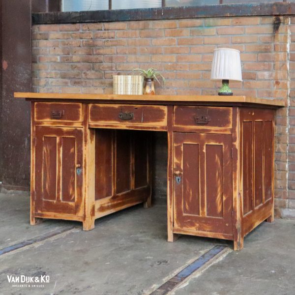 Brocante houten bureau