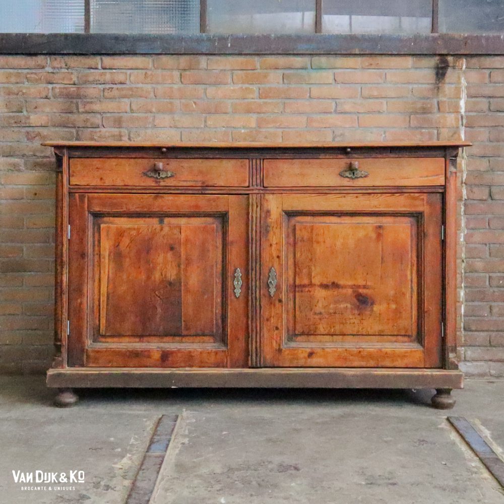 Brocante dressoir