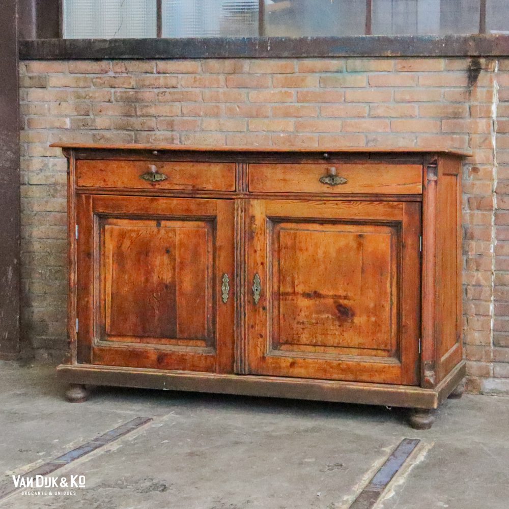 Brocante dressoir met uitschuifbare plank - Afbeelding 2