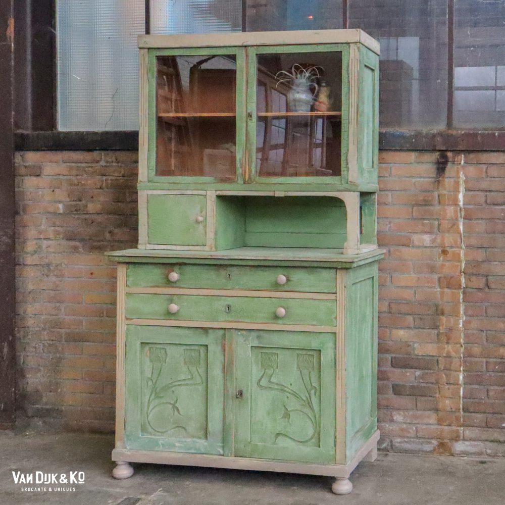 Brocante groene buffetkast