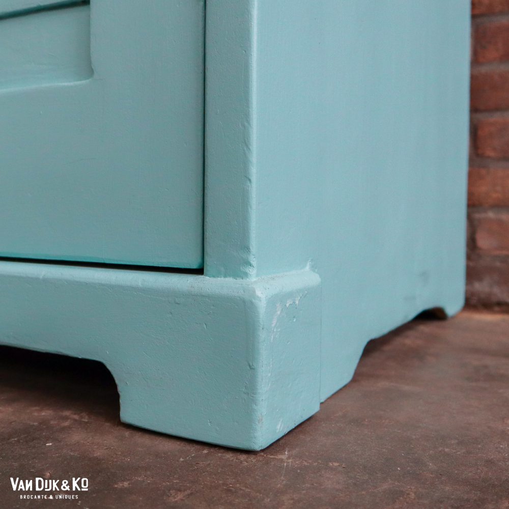 Blauwe eendeurs vitrinekast - Afbeelding 6