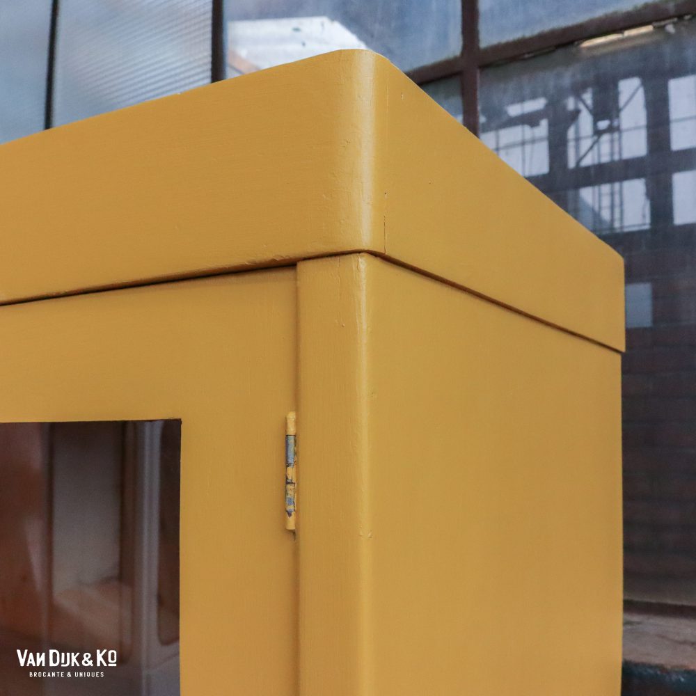Gele vitrinekast - Afbeelding 5